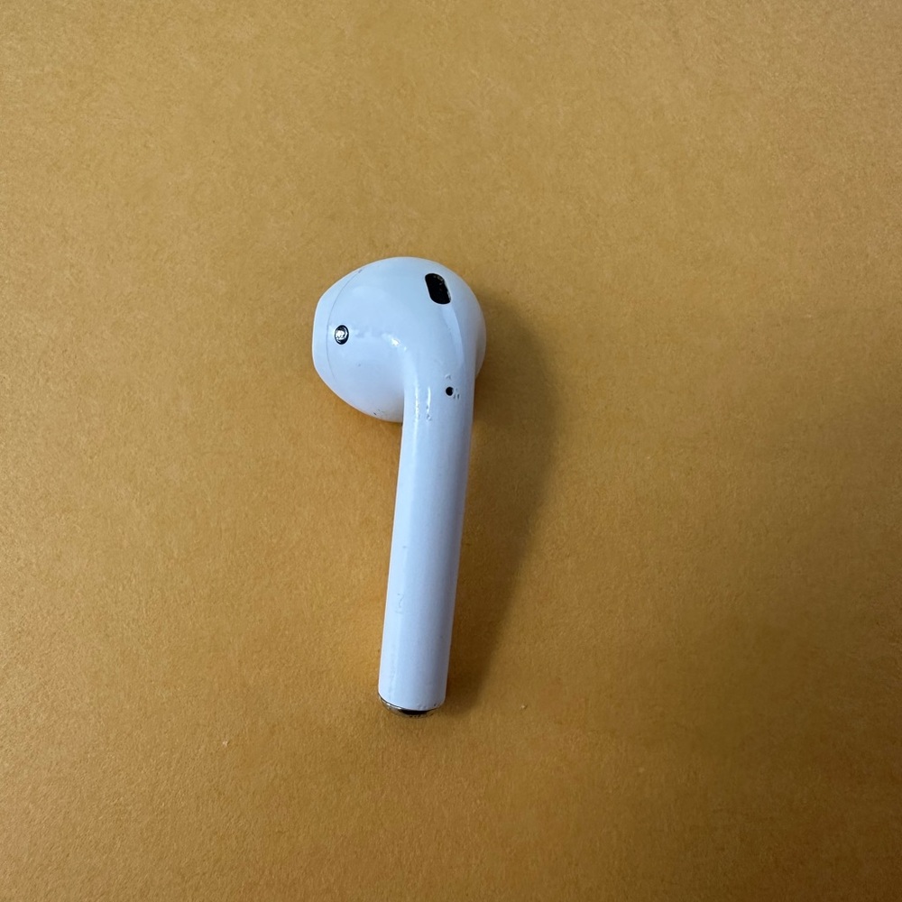 Apple AirPods 2nd Generation: AirPod Left Ear Only - A2031 'A Grade' | Cleaned
